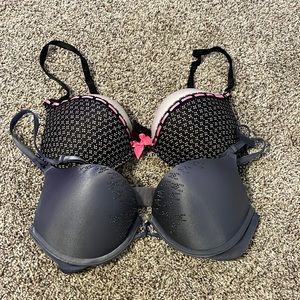 Victoria’s Secret Bombshell plunge bras size 34B